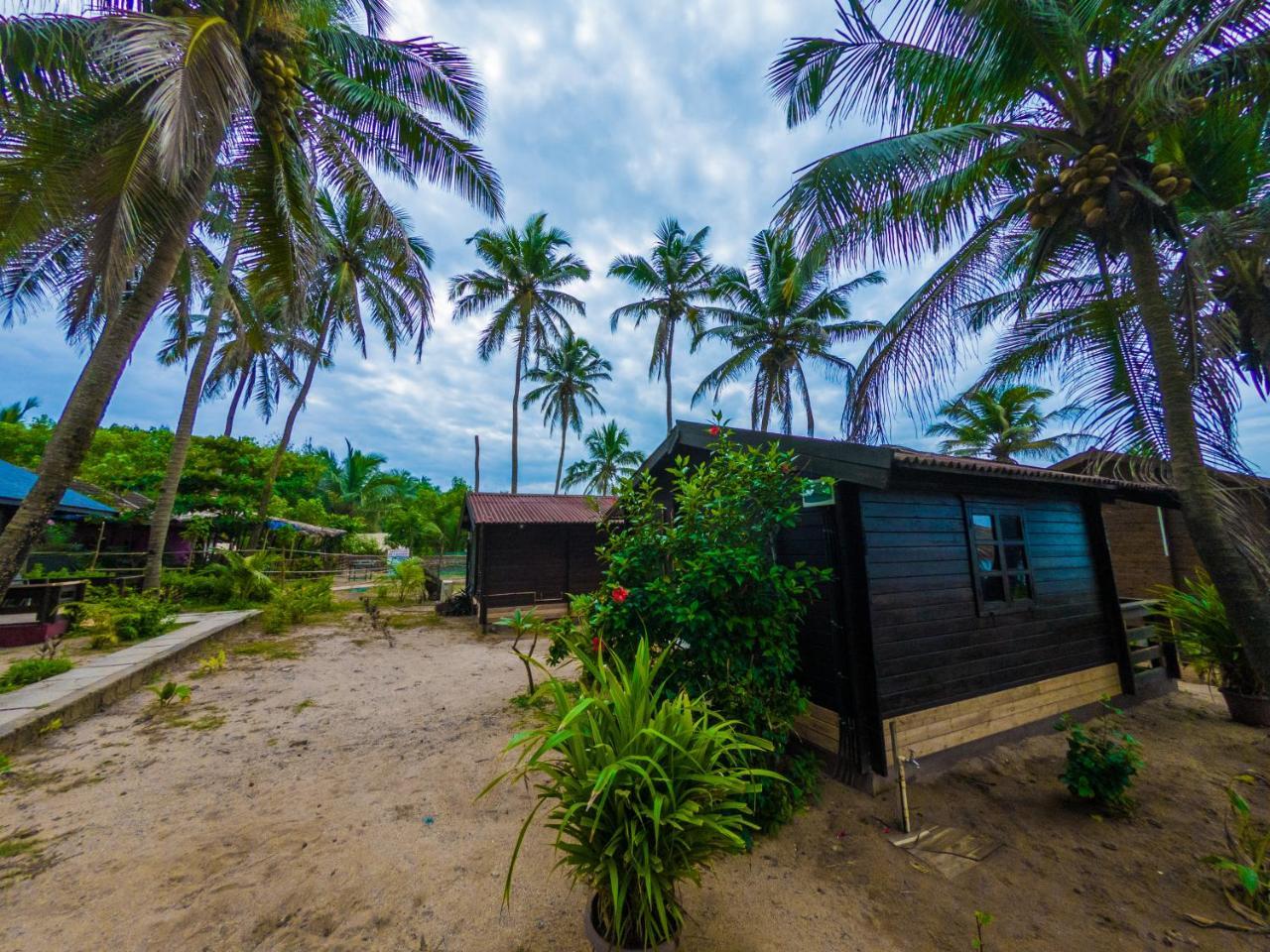 Vista Praia Beach Resort Anjuna Exterior foto